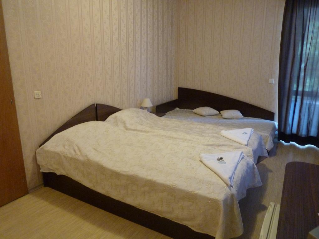 Tarnovski Dom Guest Rooms Велико-Тирново Номер фото